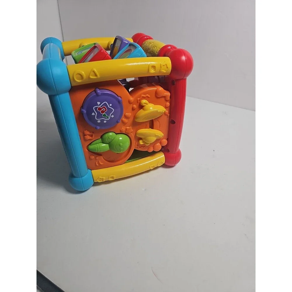 VTech Busy Learners Activity Cube Baby Toddler Educational Sensory WORKS GREAT!